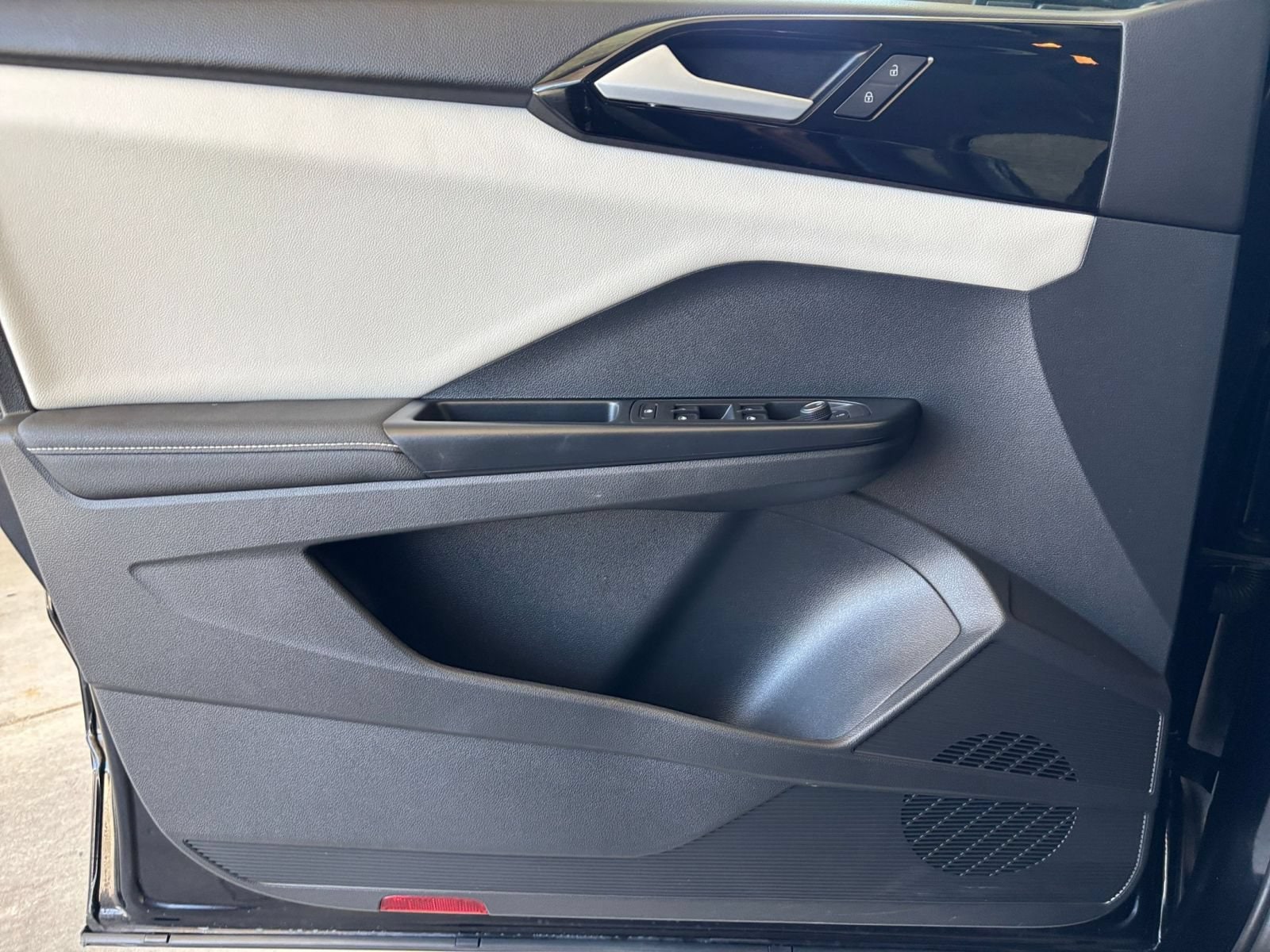 Thumbnail: 2026 Volkswagen Taos - 18