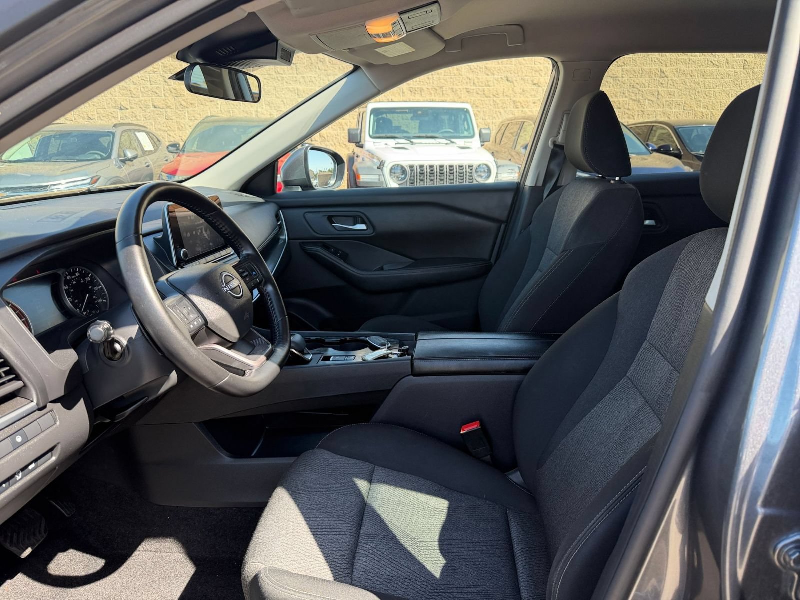 Thumbnail: 2025 Nissan Rogue - 28