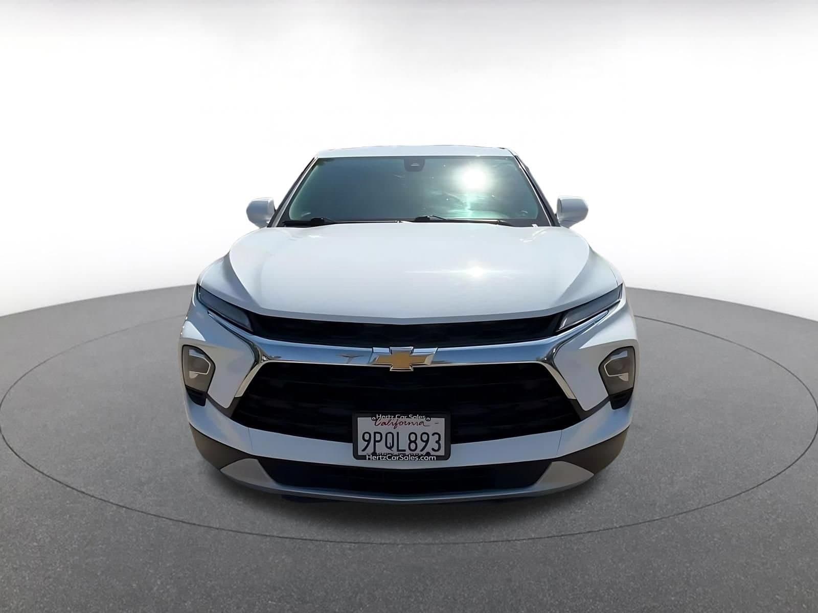 Thumbnail: 2025 Chevrolet Blazer - 4