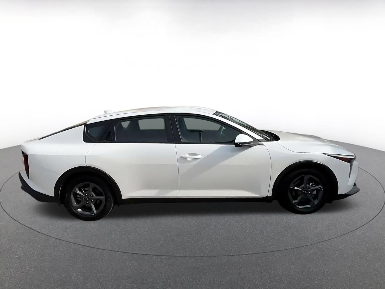 Thumbnail: 2025 Kia K4 - 15