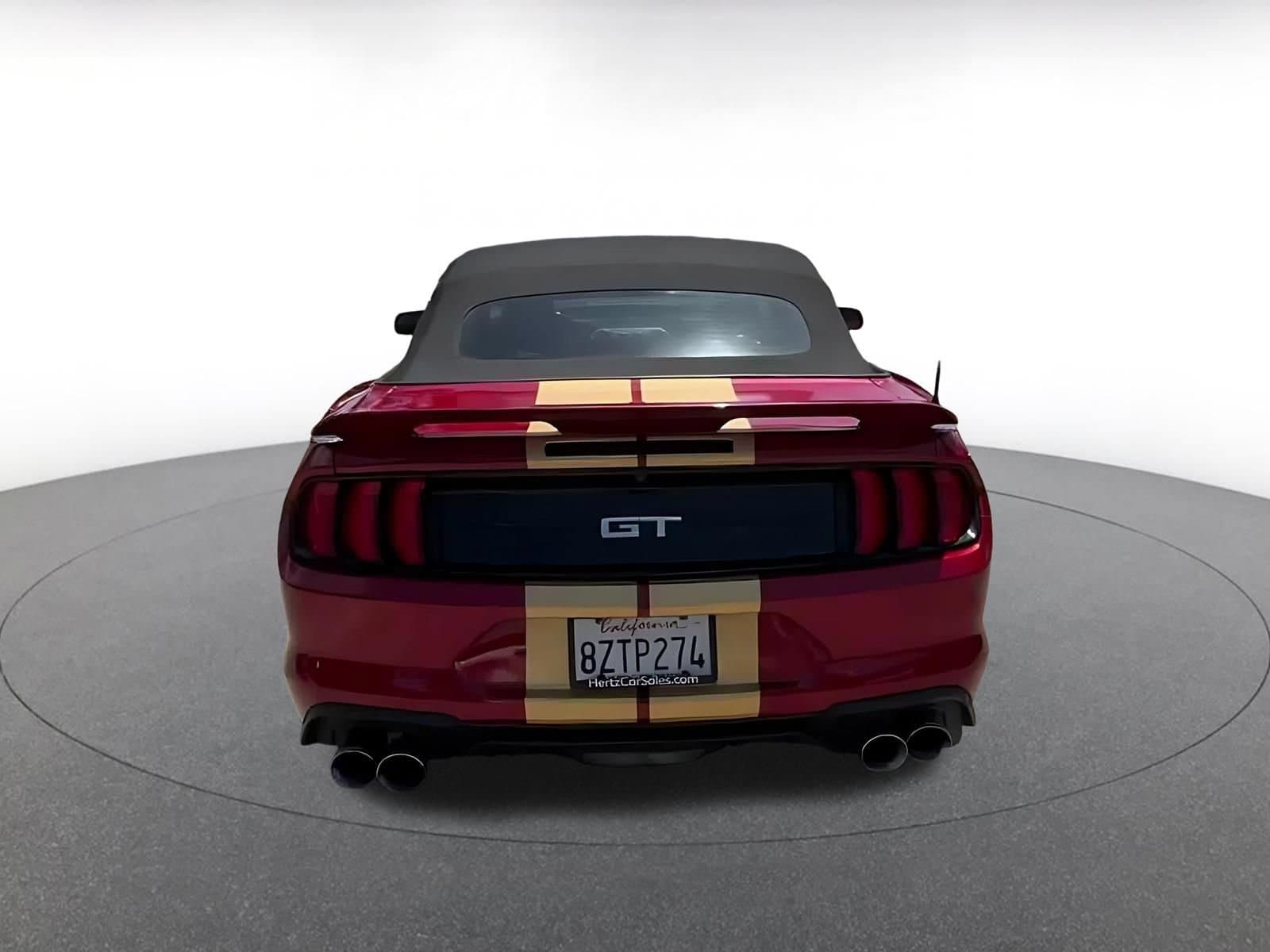 Thumbnail: 2022 Ford Mustang - 9