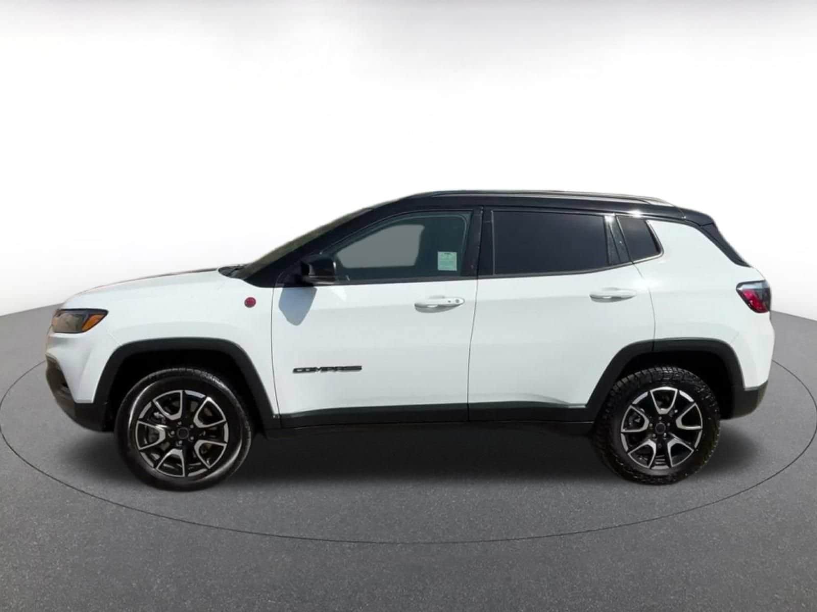 Thumbnail: 2025 Jeep Compass - 8