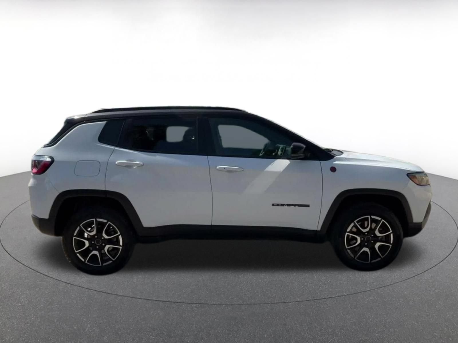 Thumbnail: 2025 Jeep Compass - 15