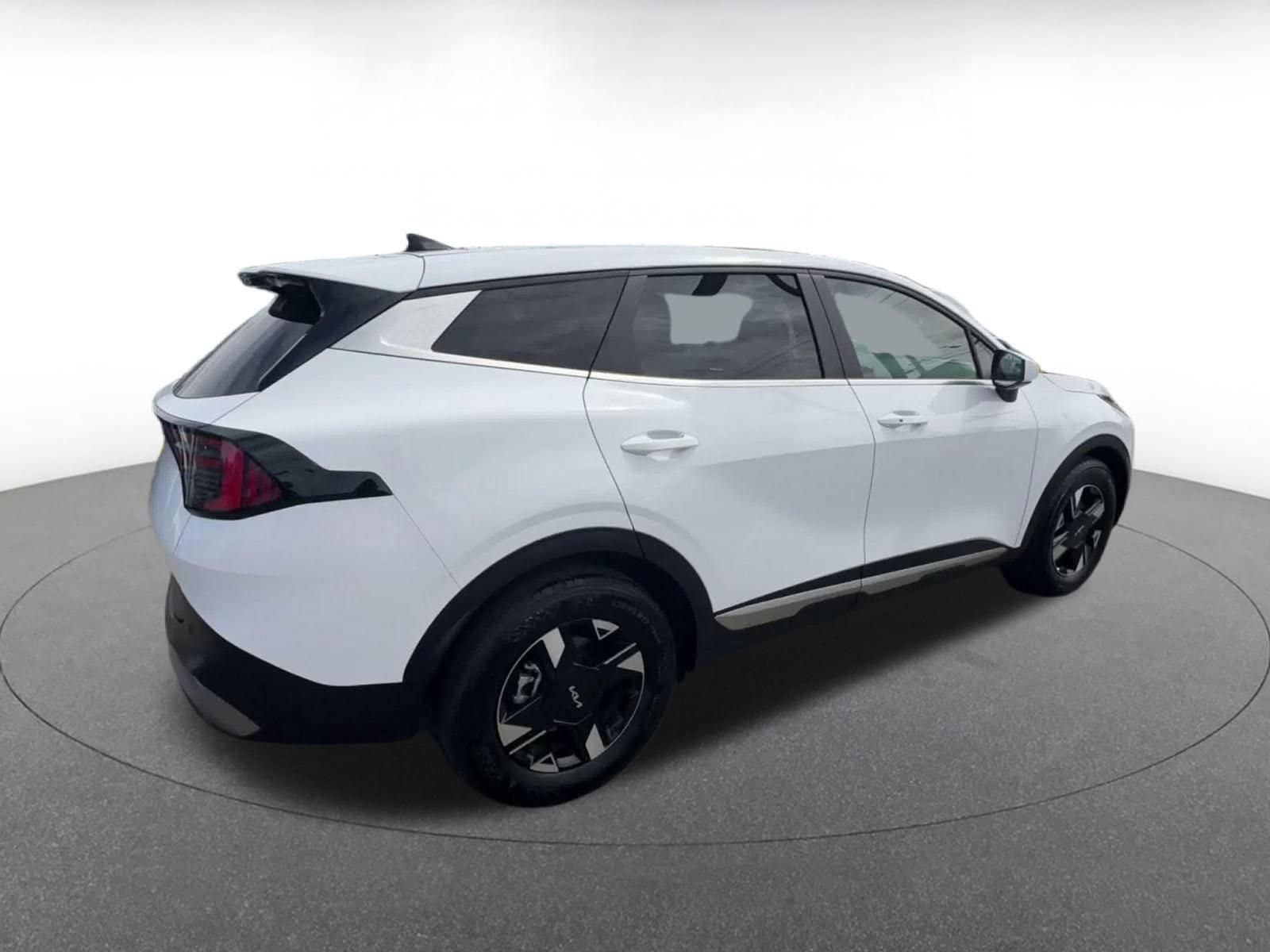 Thumbnail: 2026 Kia Sportage - 14