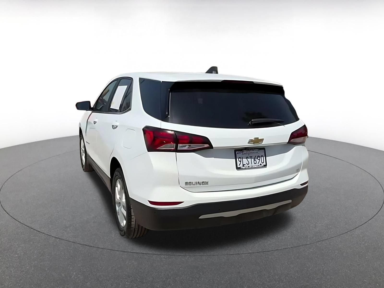 Thumbnail: 2024 Chevrolet Equinox - 10