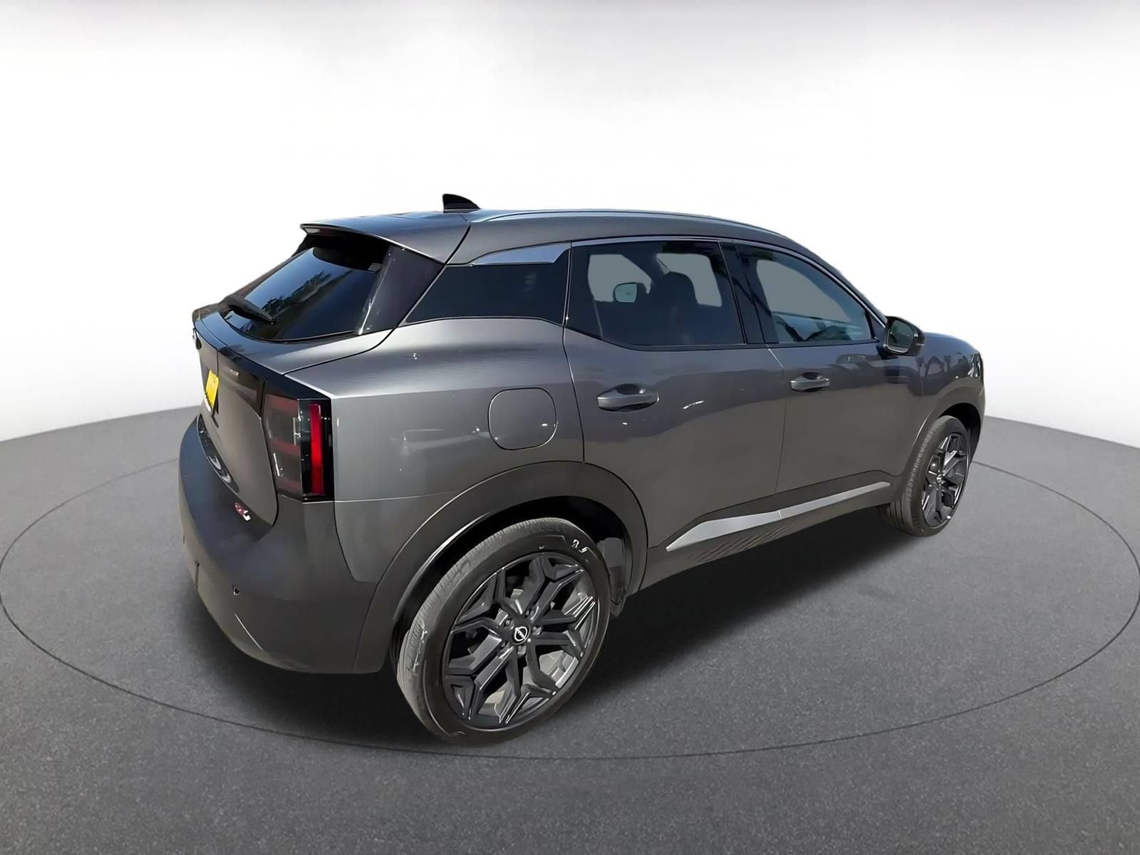 Thumbnail: 2026 Nissan Kicks - 14