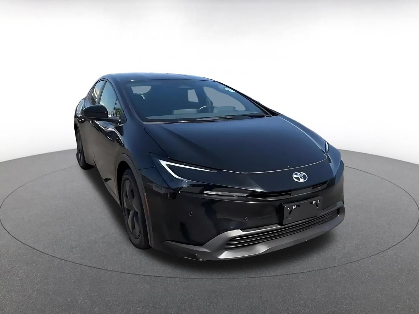 Thumbnail: 2025 Toyota Prius - 3