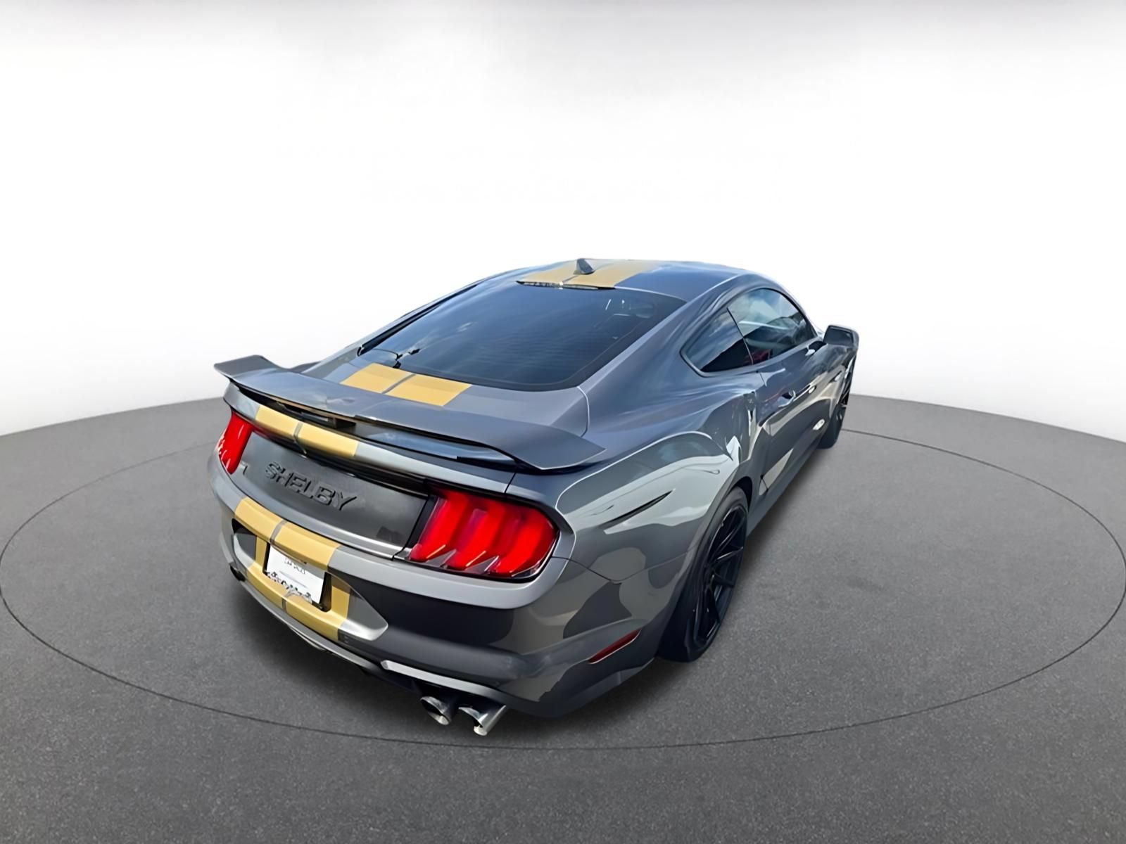 Thumbnail: 2022 Ford Mustang - 4