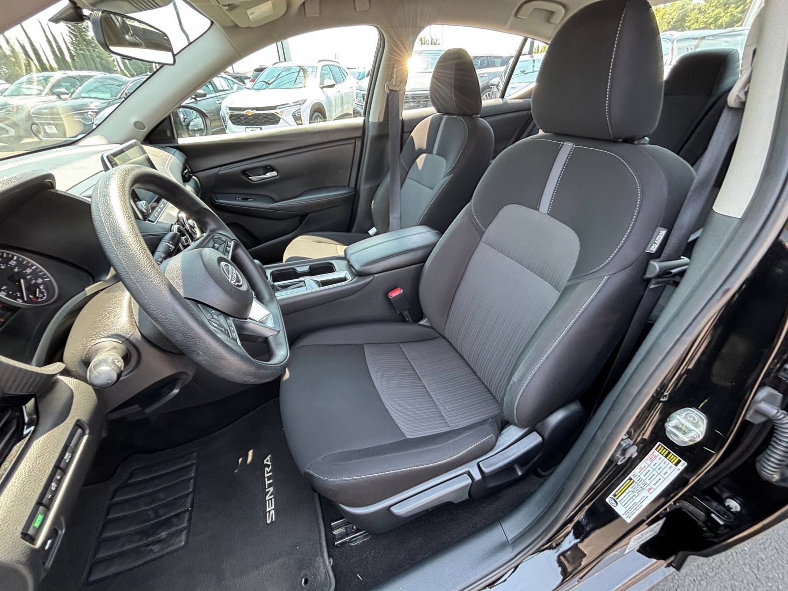 Thumbnail: 2025 Nissan Sentra - 33