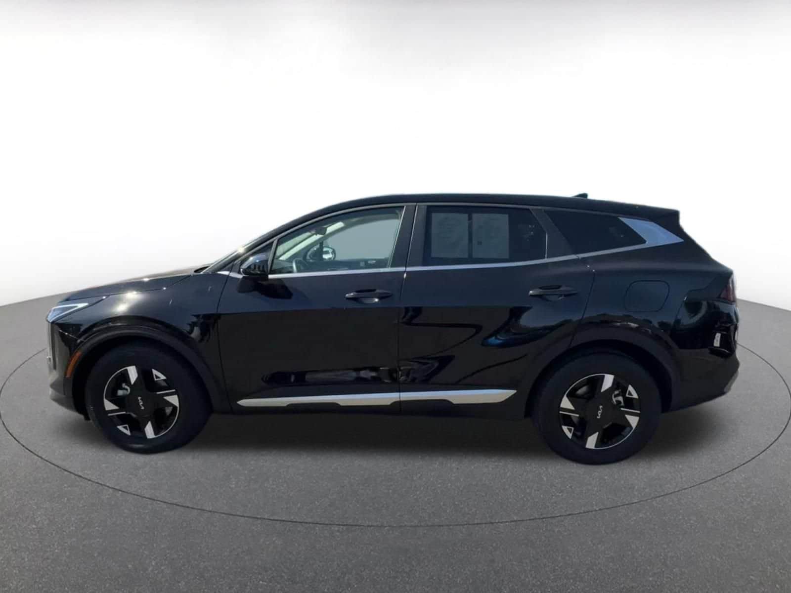 Thumbnail: 2026 Kia Sportage - 8