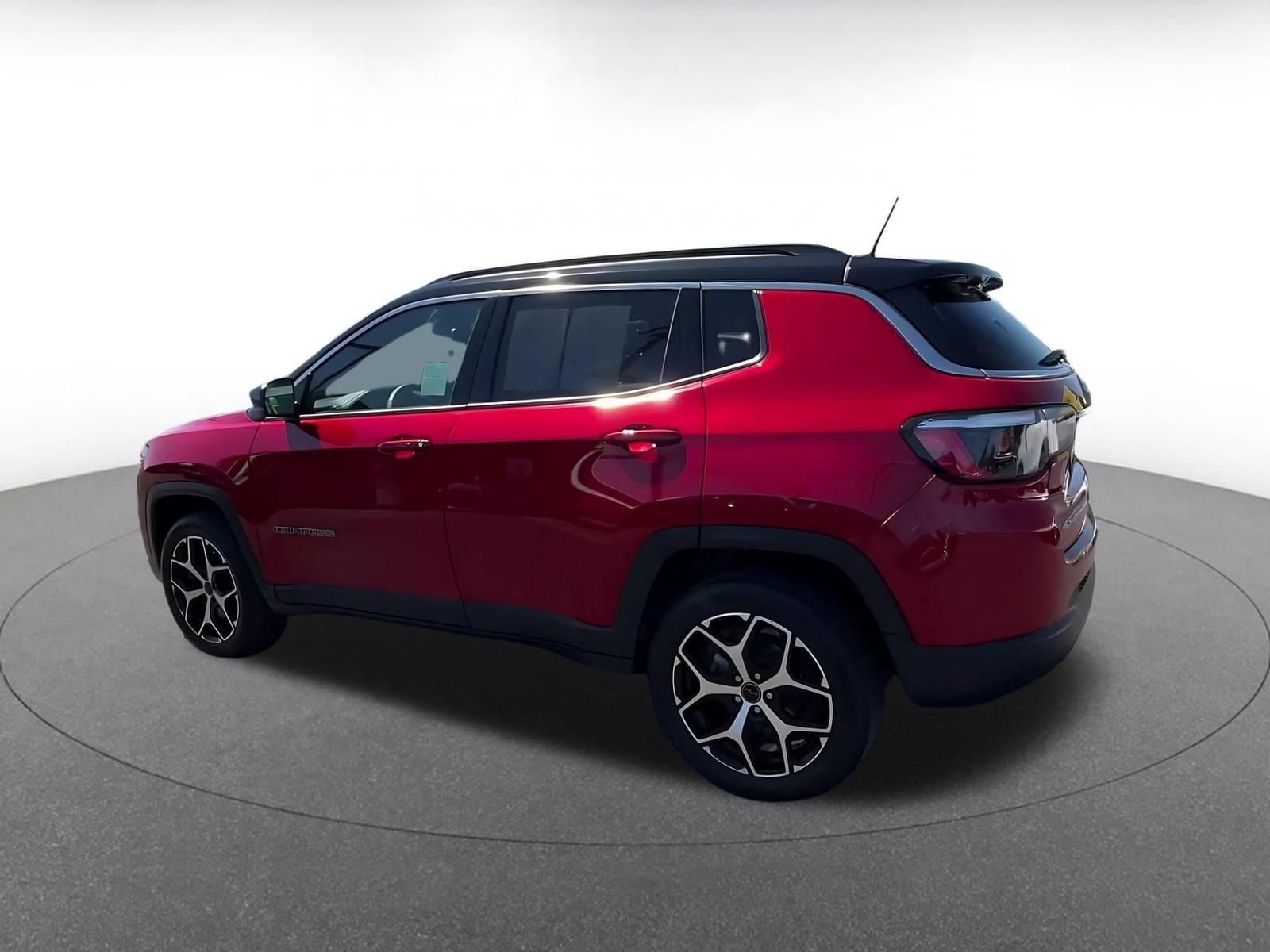 Thumbnail: 2025 Jeep Compass - 9