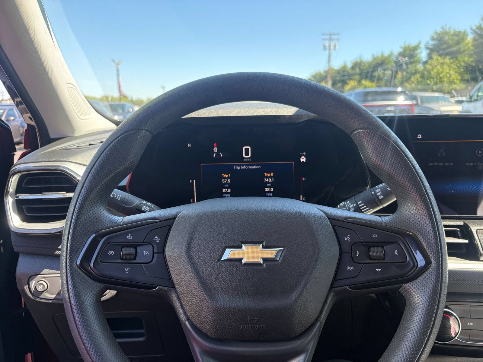 Thumbnail: 2025 Chevrolet TrailBlazer - 26