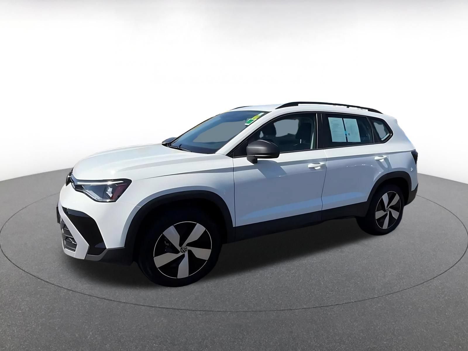 Thumbnail: 2026 Volkswagen Taos - 7