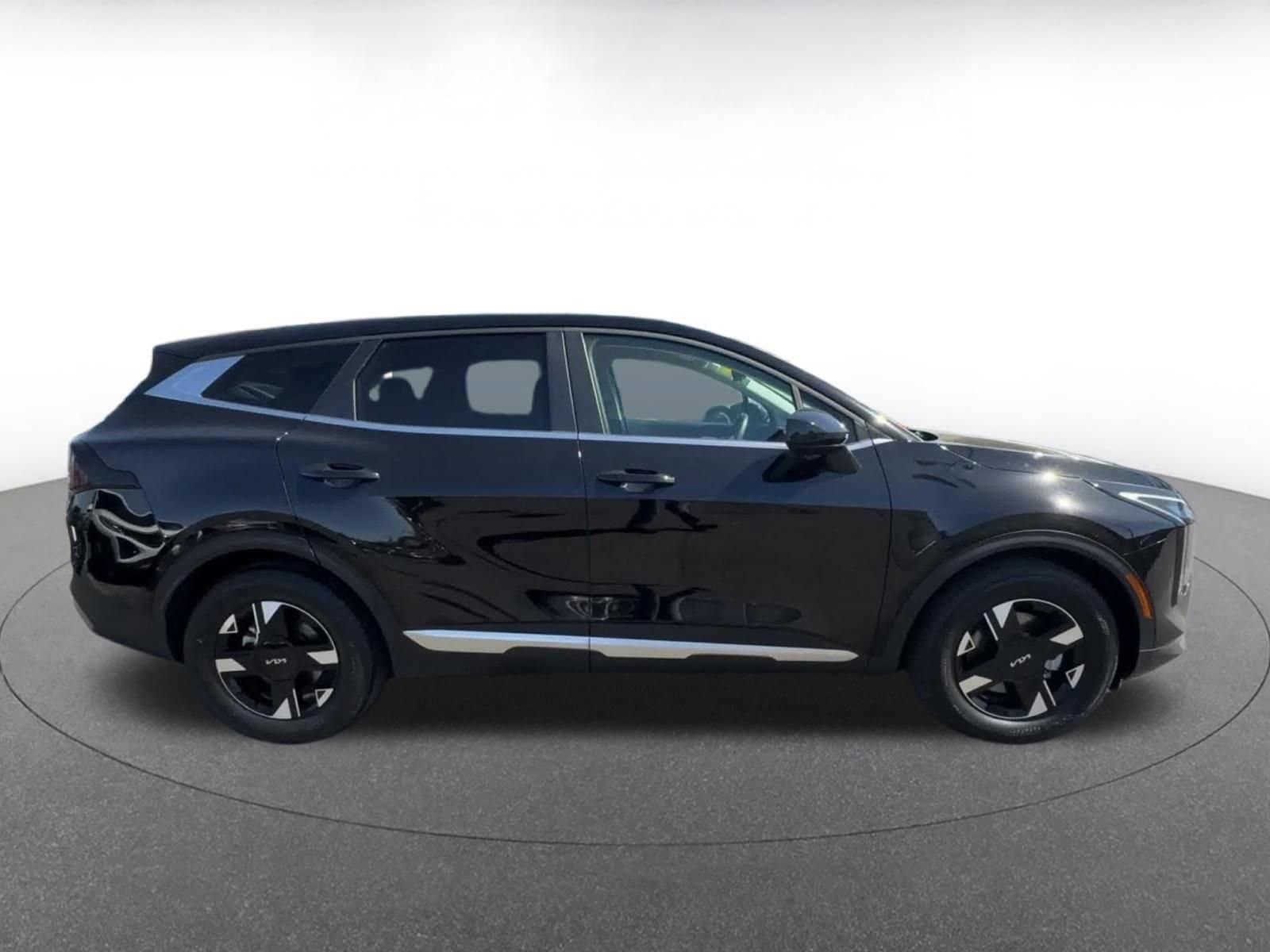 Thumbnail: 2026 Kia Sportage - 15