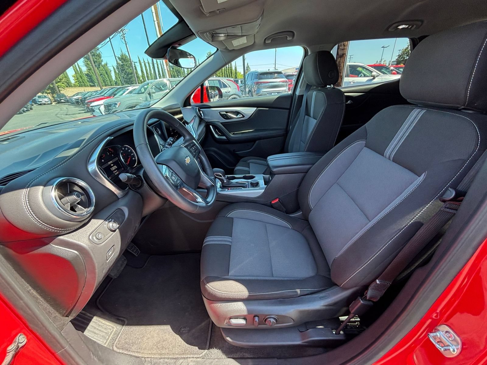 Thumbnail: 2025 Chevrolet Blazer - 28