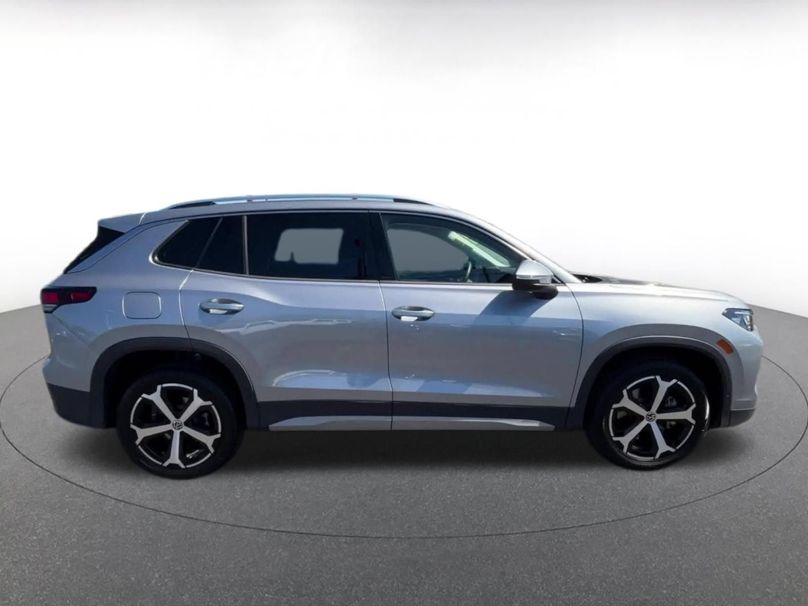 Thumbnail: 2026 Volkswagen Tiguan - 15