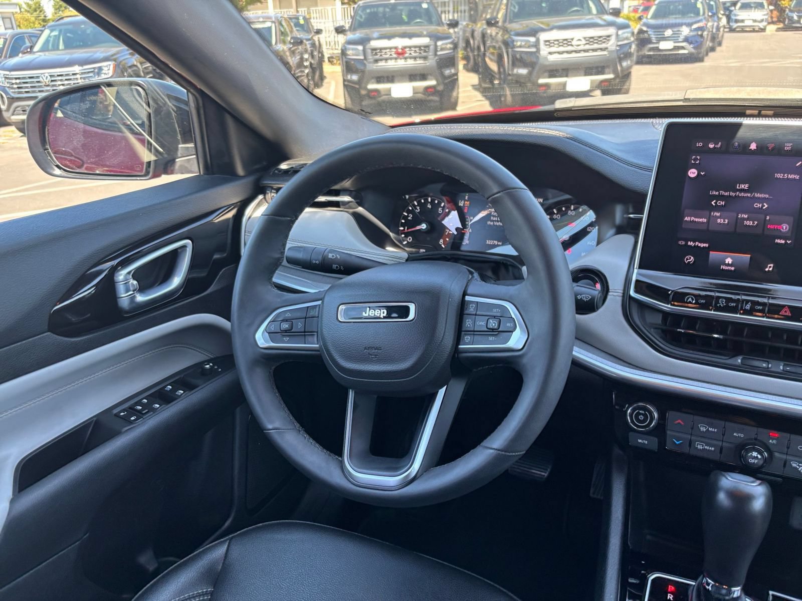 Thumbnail: 2025 Jeep Compass - 34