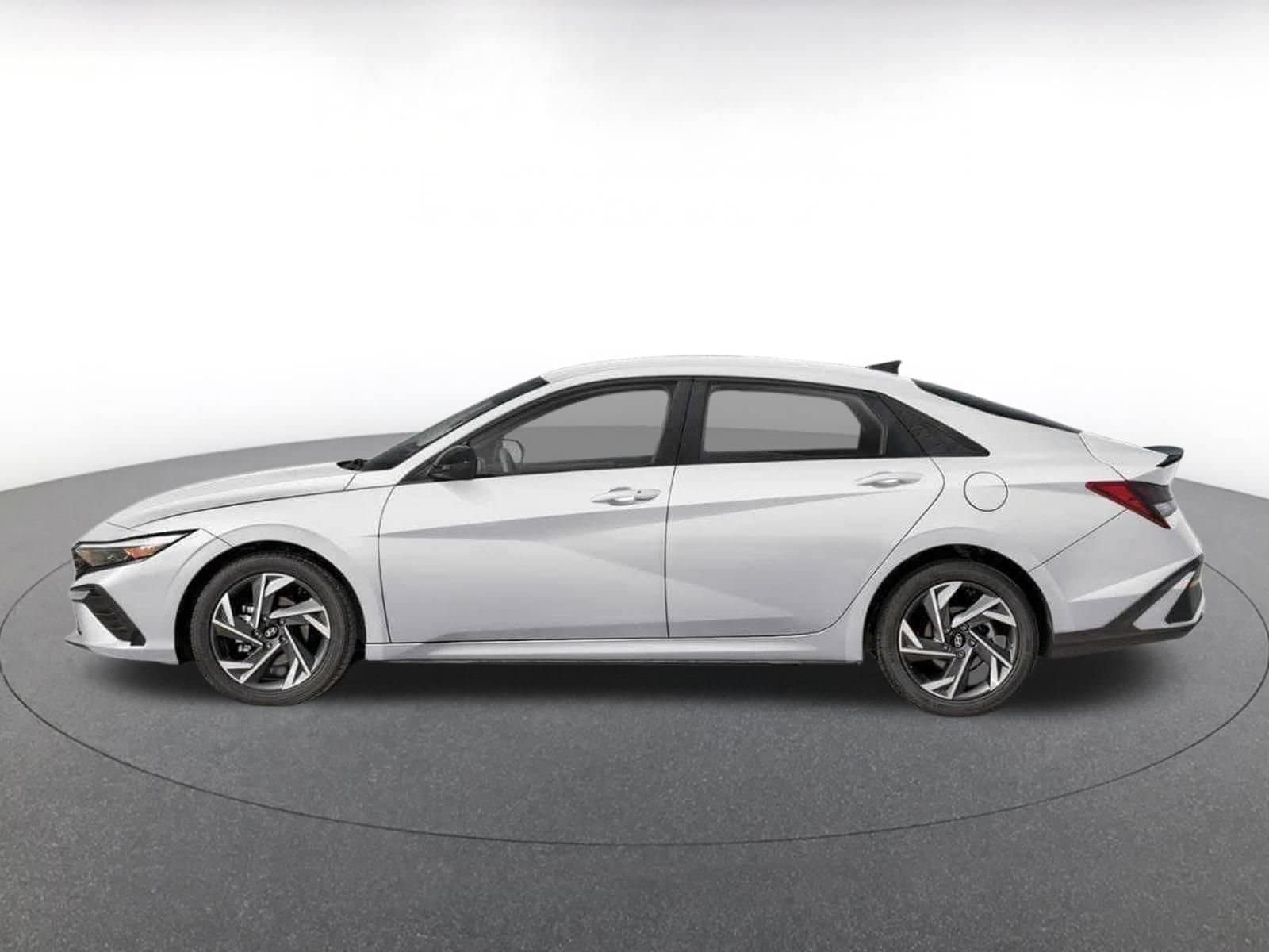 Thumbnail: 2026 Hyundai Elantra - 9