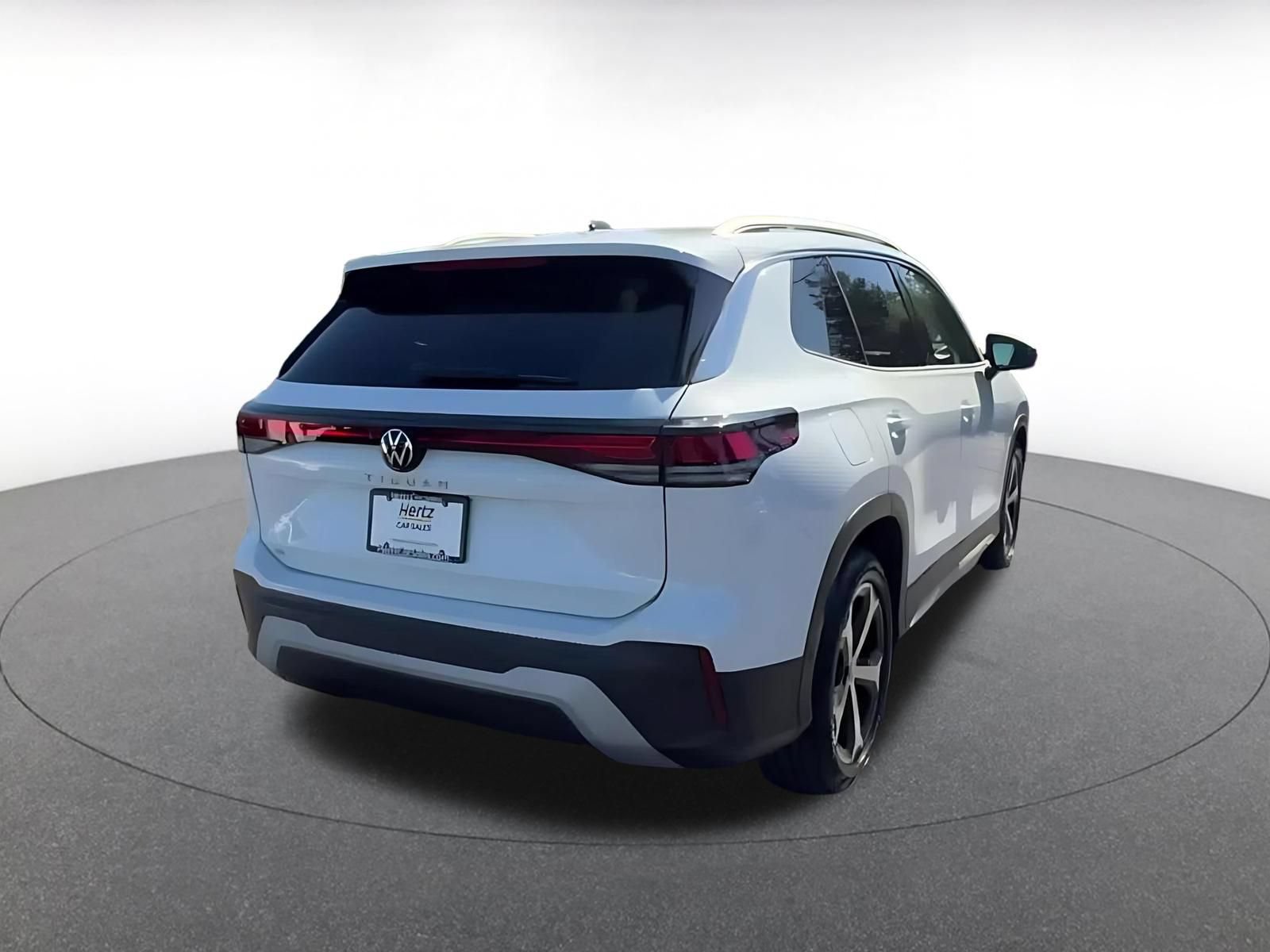Thumbnail: 2026 Volkswagen Tiguan - 13