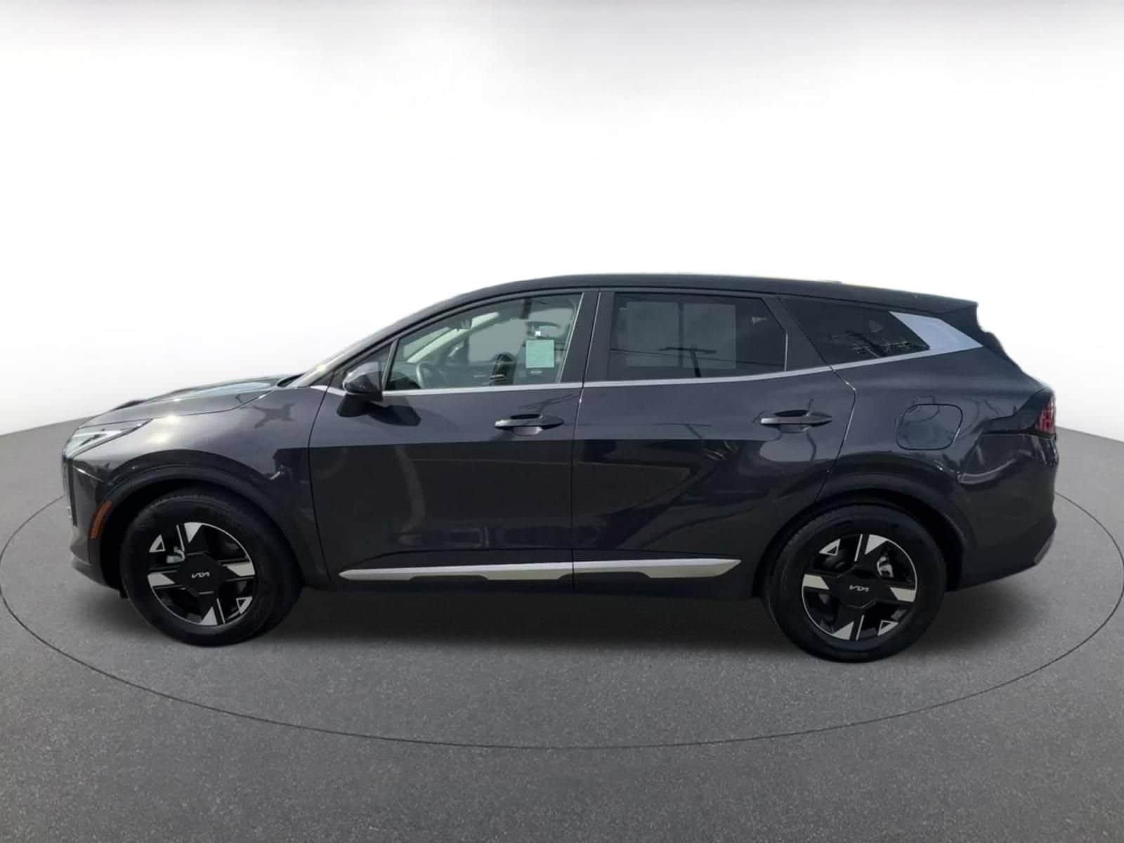 Thumbnail: 2026 Kia Sportage - 8