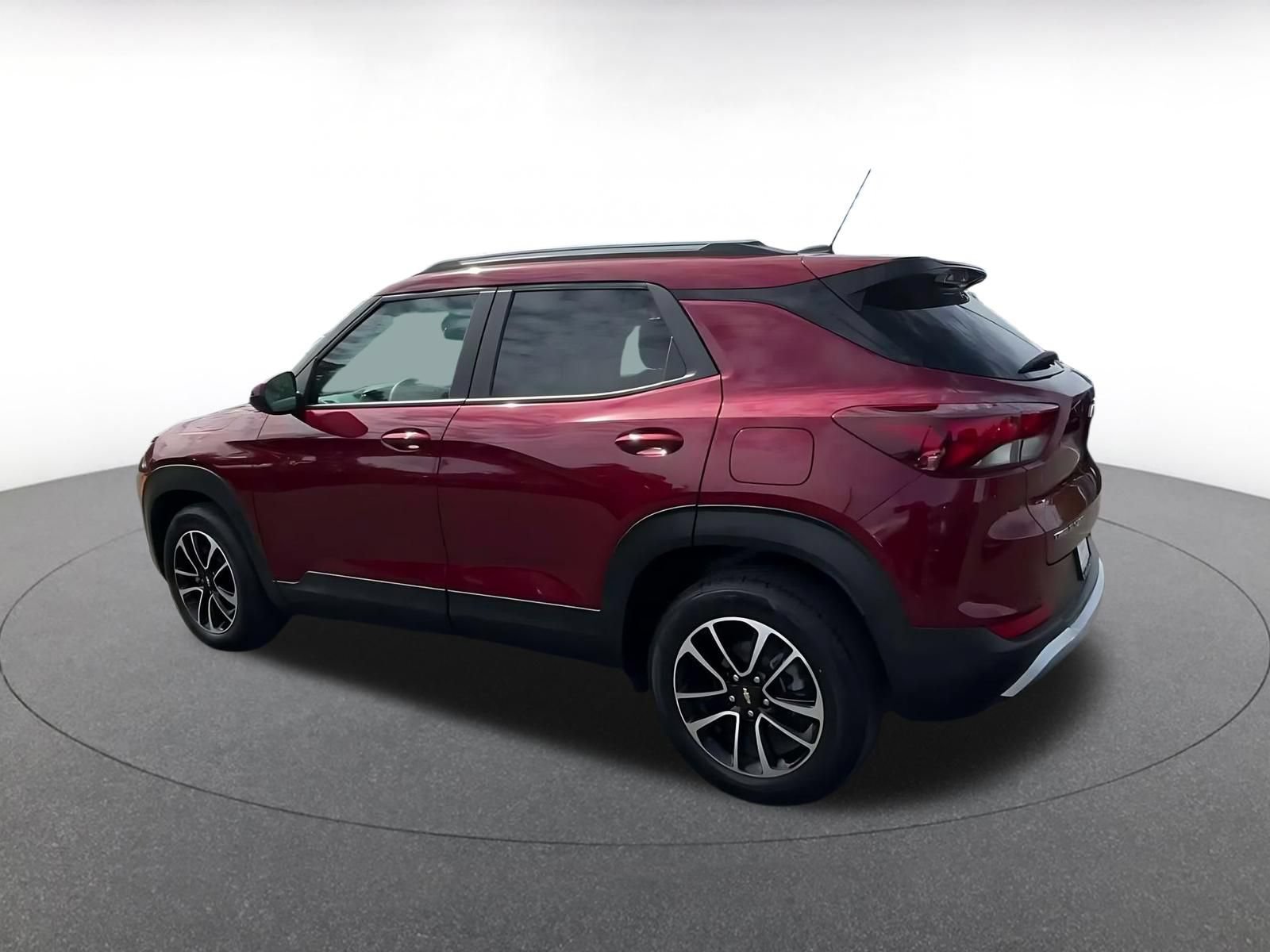 Thumbnail: 2025 Chevrolet TrailBlazer - 9