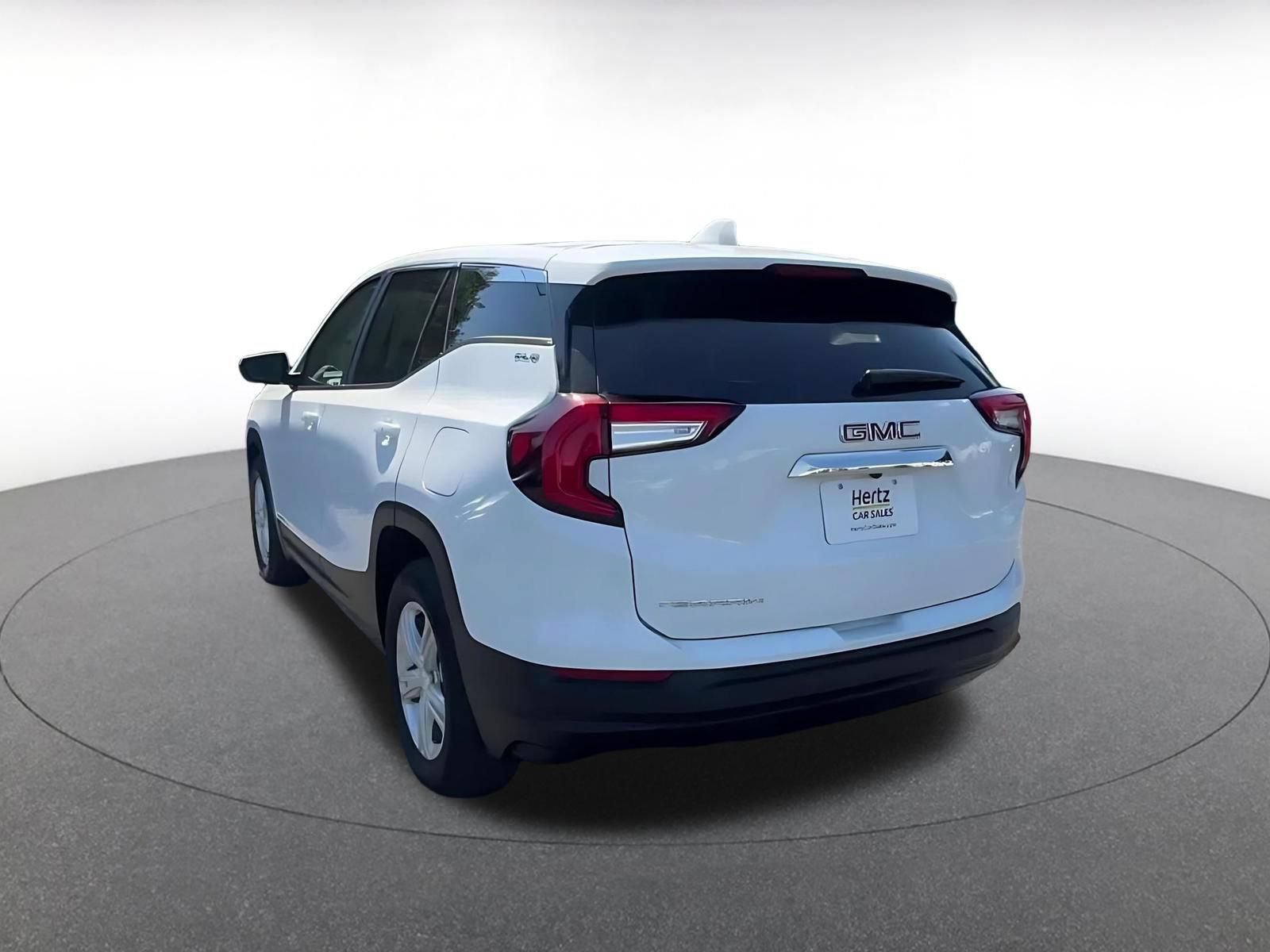 Thumbnail: 2024 GMC Terrain - 10