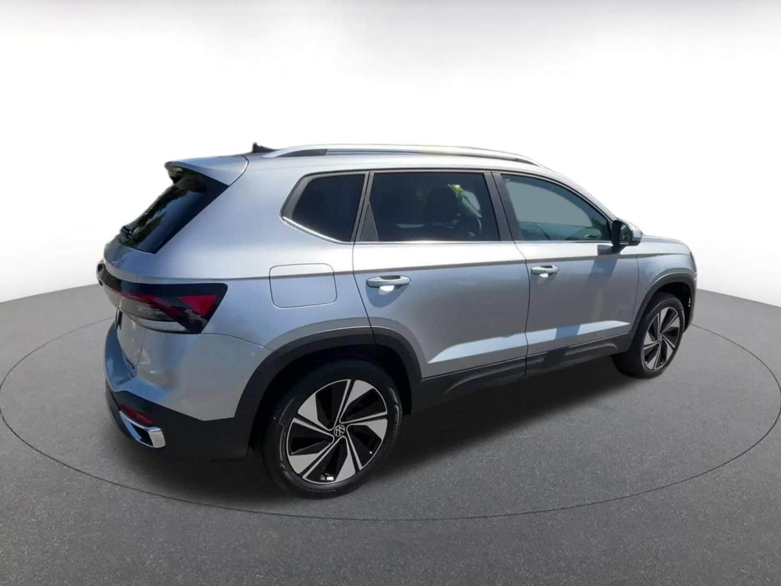 Thumbnail: 2026 Volkswagen Taos - 13