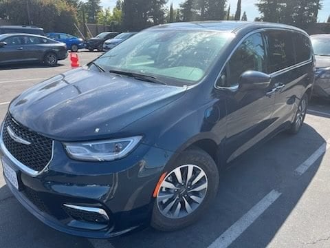2023 Chrysler Pacifica Plug-In Hybrid