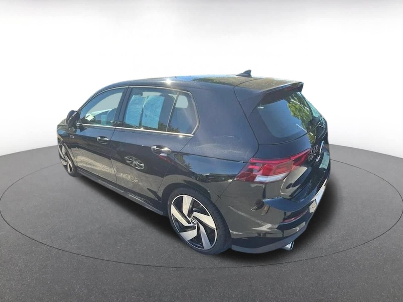 Thumbnail: 2026 Volkswagen Golf - 4