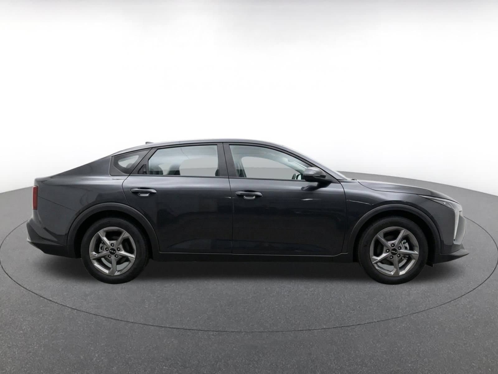 Thumbnail: 2026 Kia K4 - 10