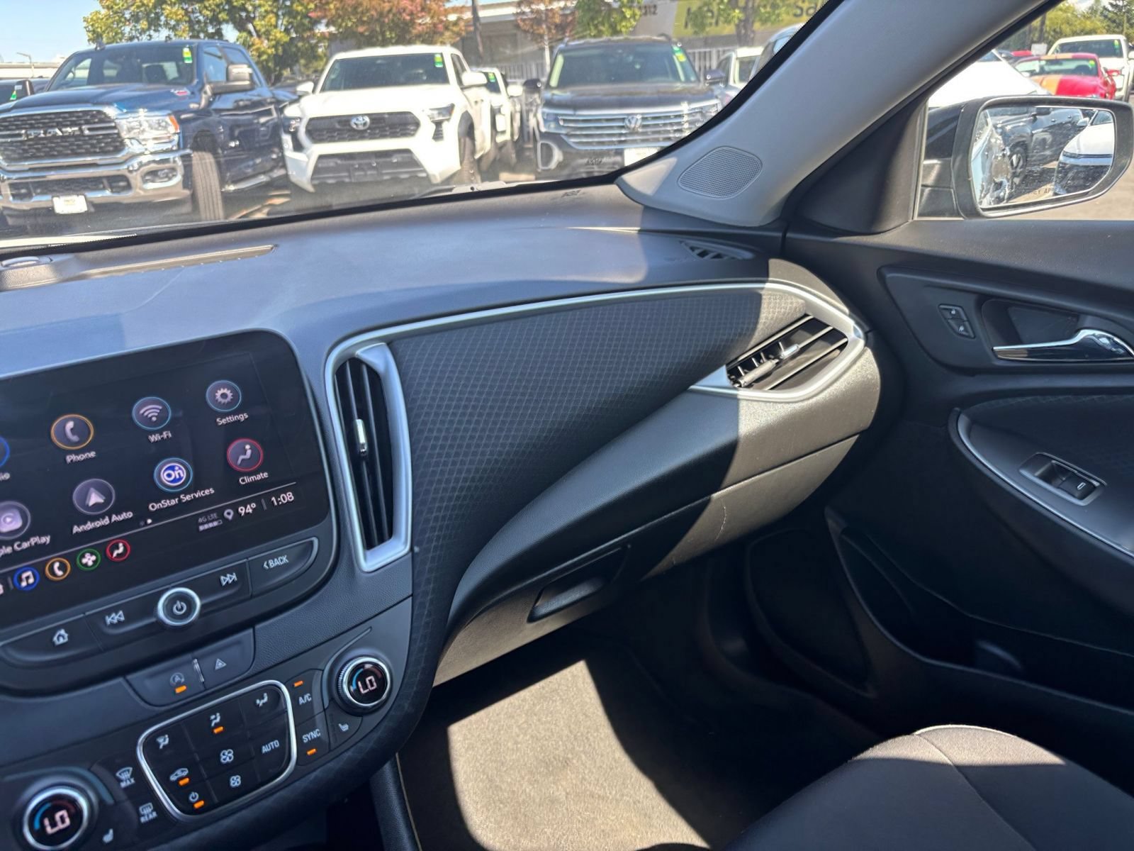Thumbnail: 2023 Chevrolet Malibu - 35