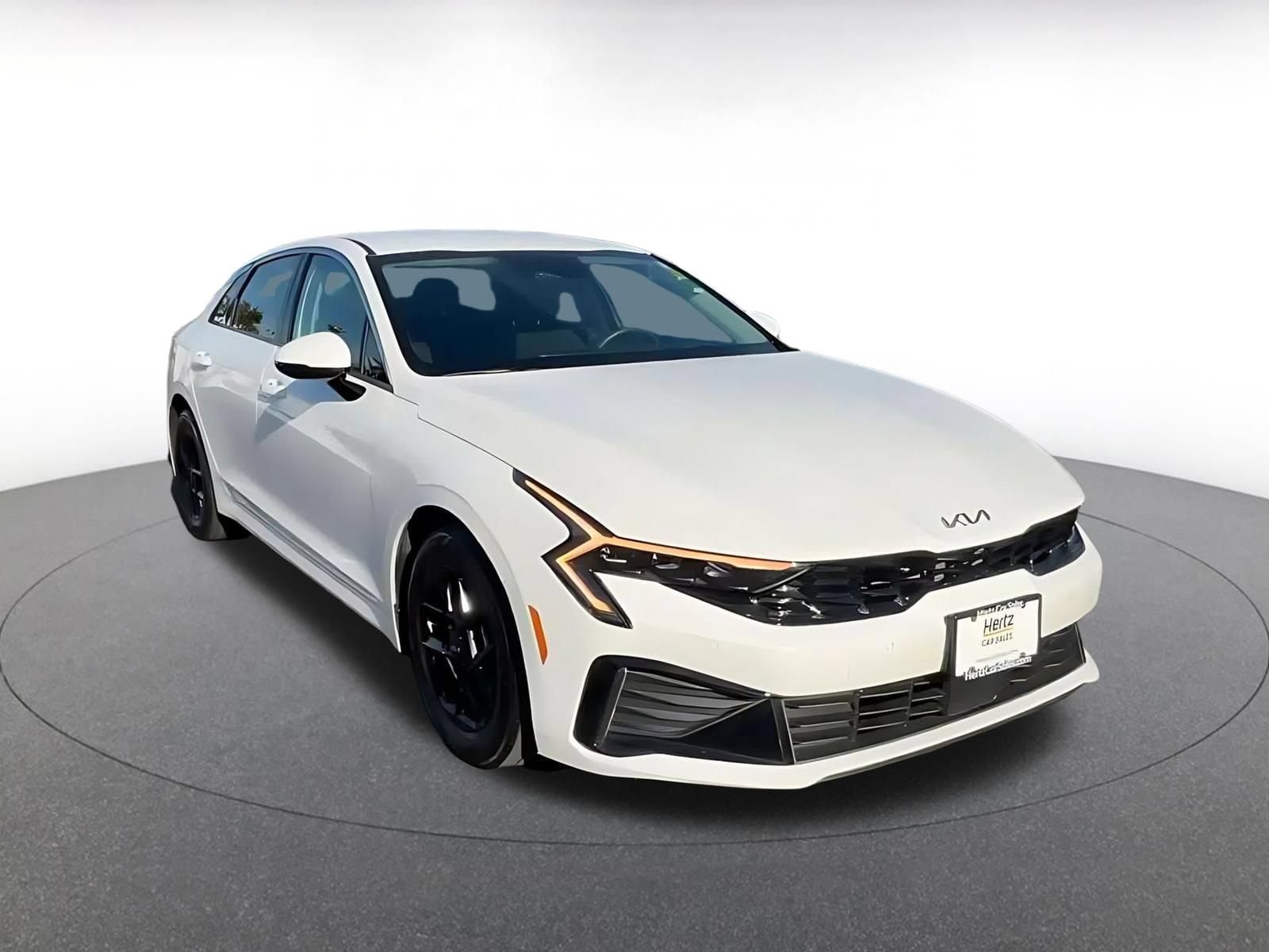 Thumbnail: 2025 Kia K5 - 3