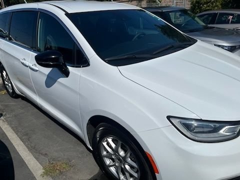 2025 Chrysler Pacifica