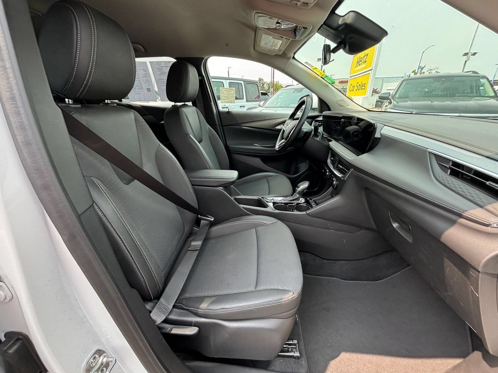 Thumbnail: 2026 Buick Encore GX - 25