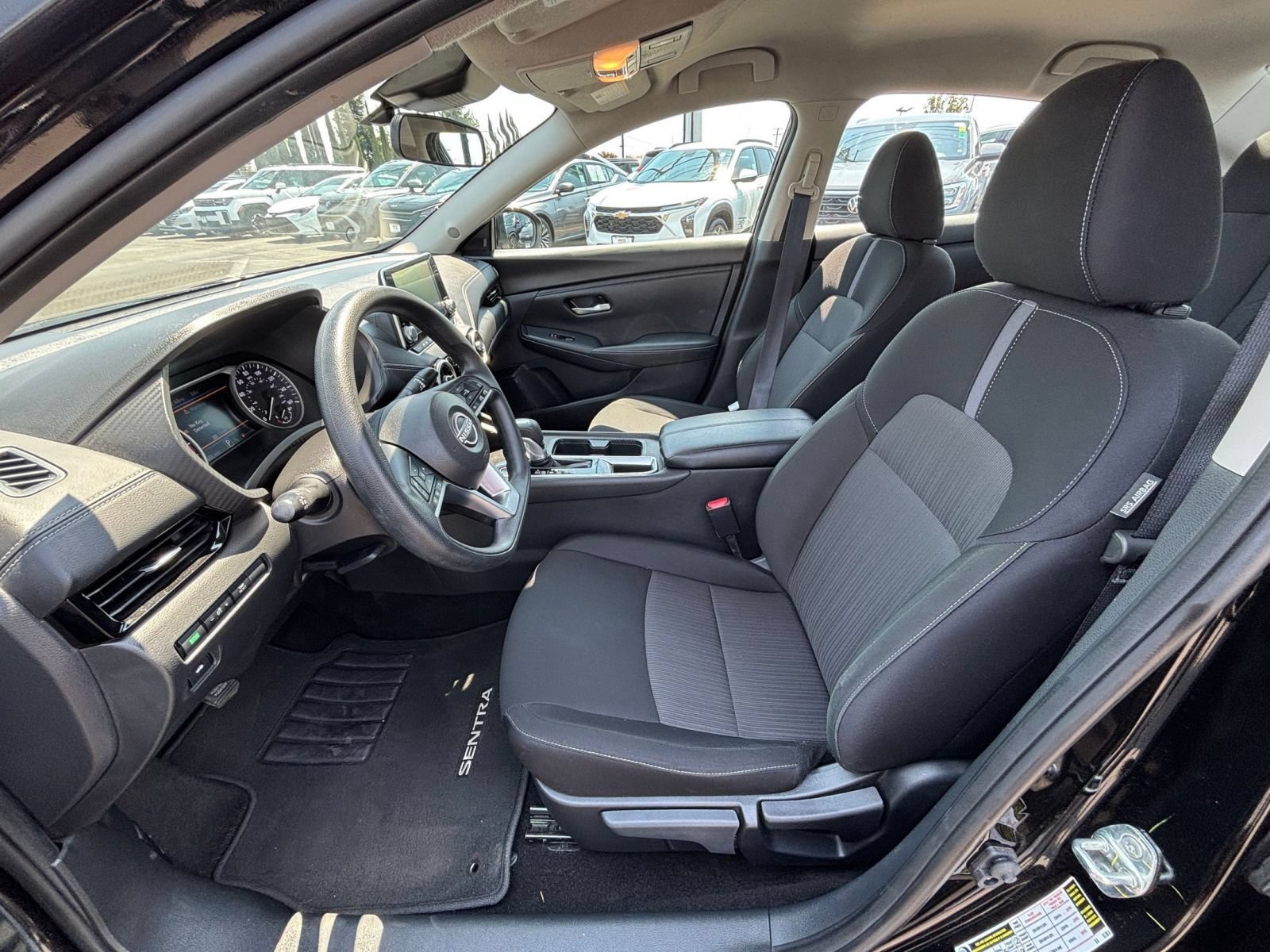 Thumbnail: 2025 Nissan Sentra - 24