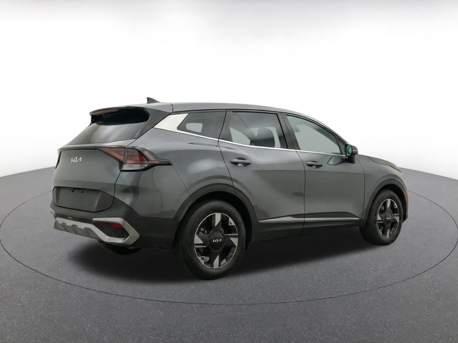 Thumbnail: 2026 Kia Sportage - 9