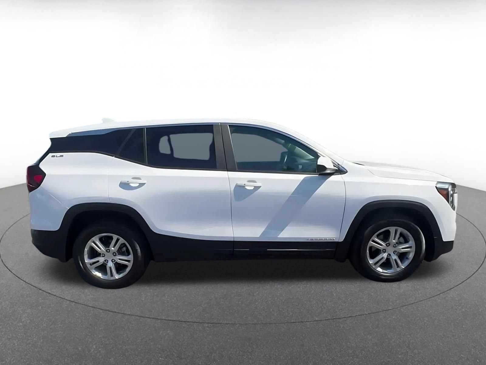 Thumbnail: 2024 GMC Terrain - 15
