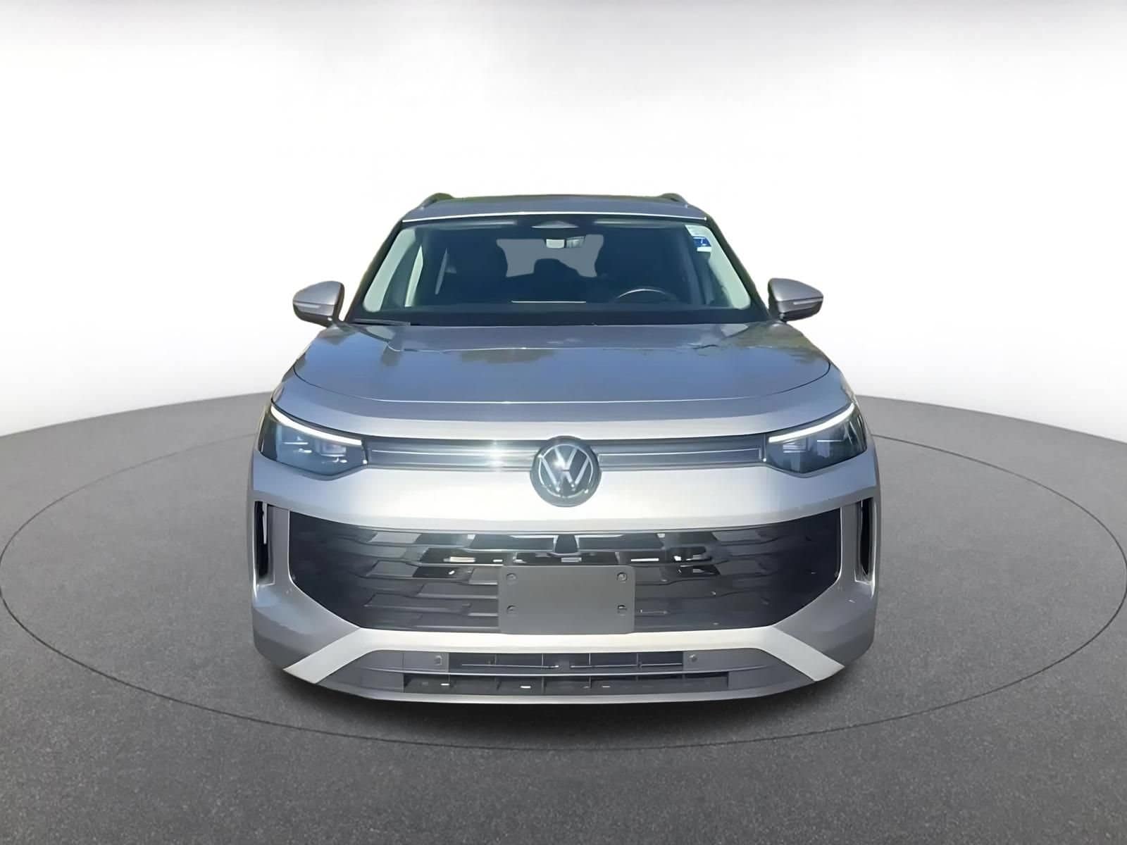 Thumbnail: 2026 Volkswagen Tiguan - 4