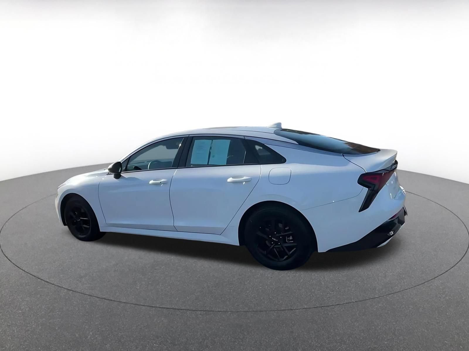 Thumbnail: 2025 Kia K5 - 9