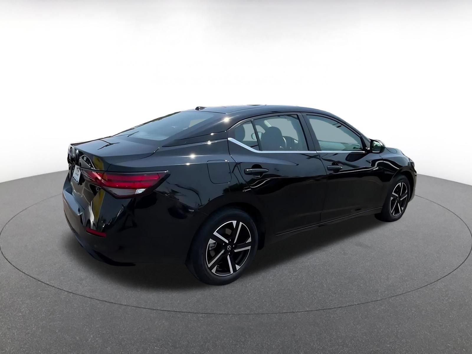 Thumbnail: 2025 Nissan Sentra - 13