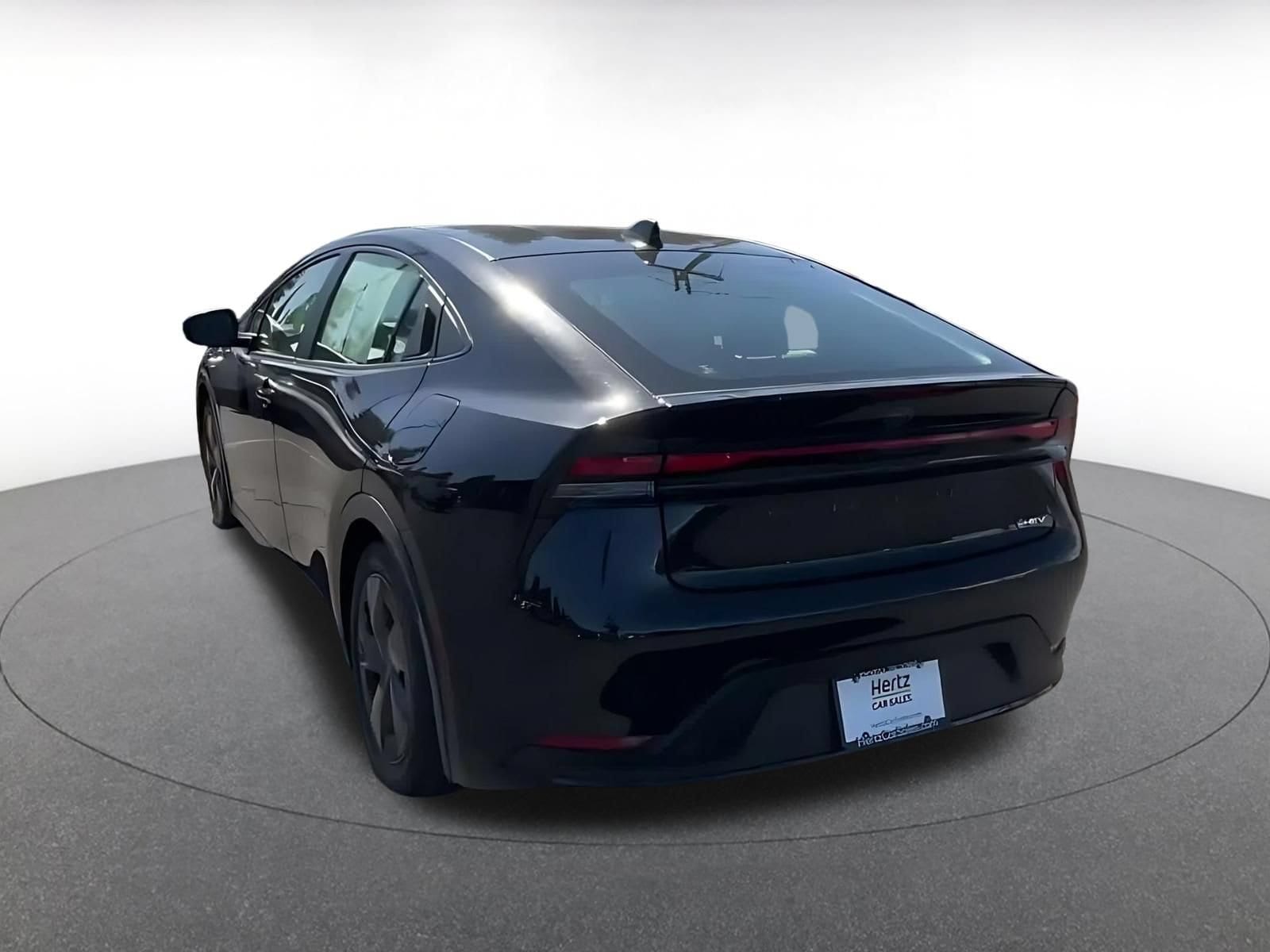 Thumbnail: 2025 Toyota Prius - 4
