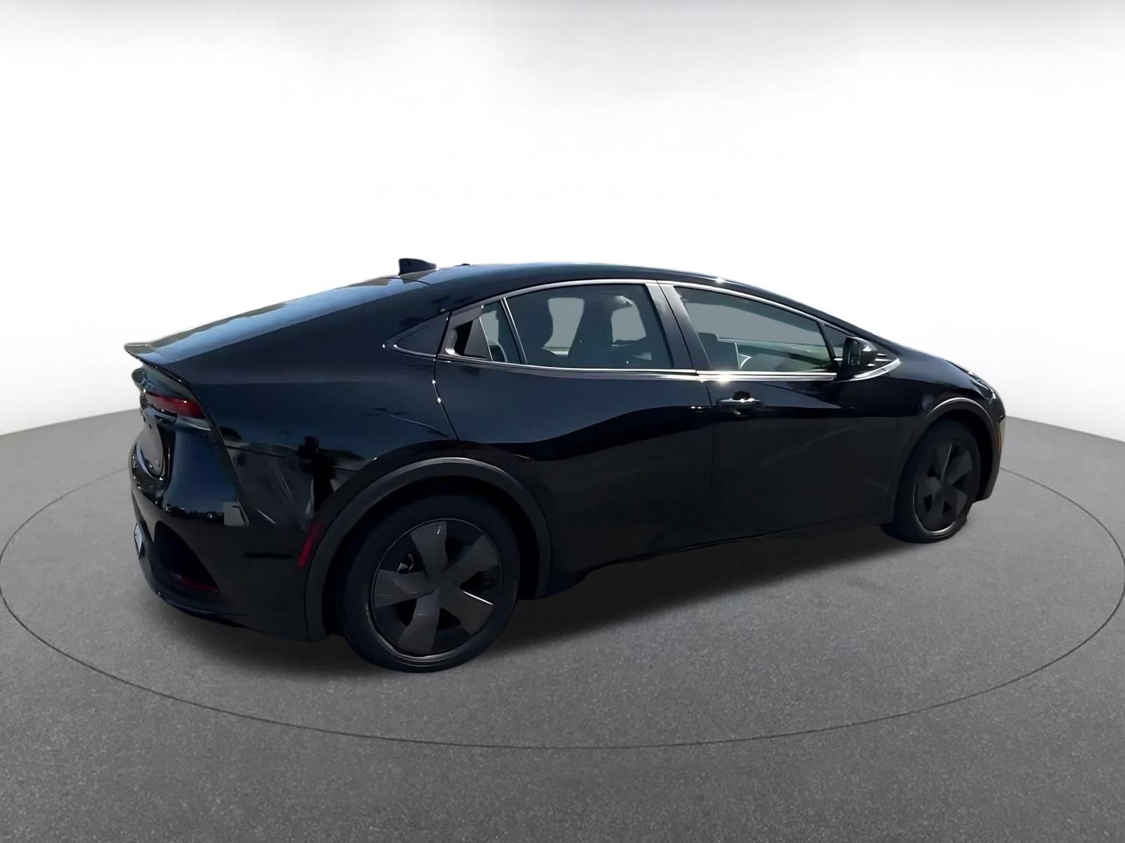 Thumbnail: 2025 Toyota Prius - 14