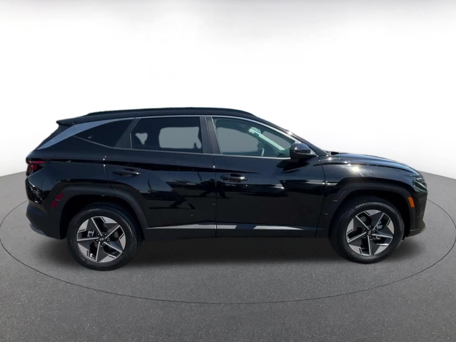 Thumbnail: 2026 Hyundai Tucson - 15