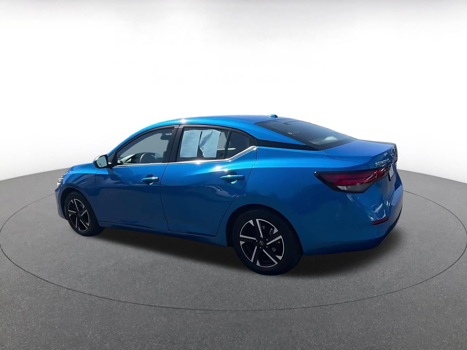 Thumbnail: 2025 Nissan Sentra - 9