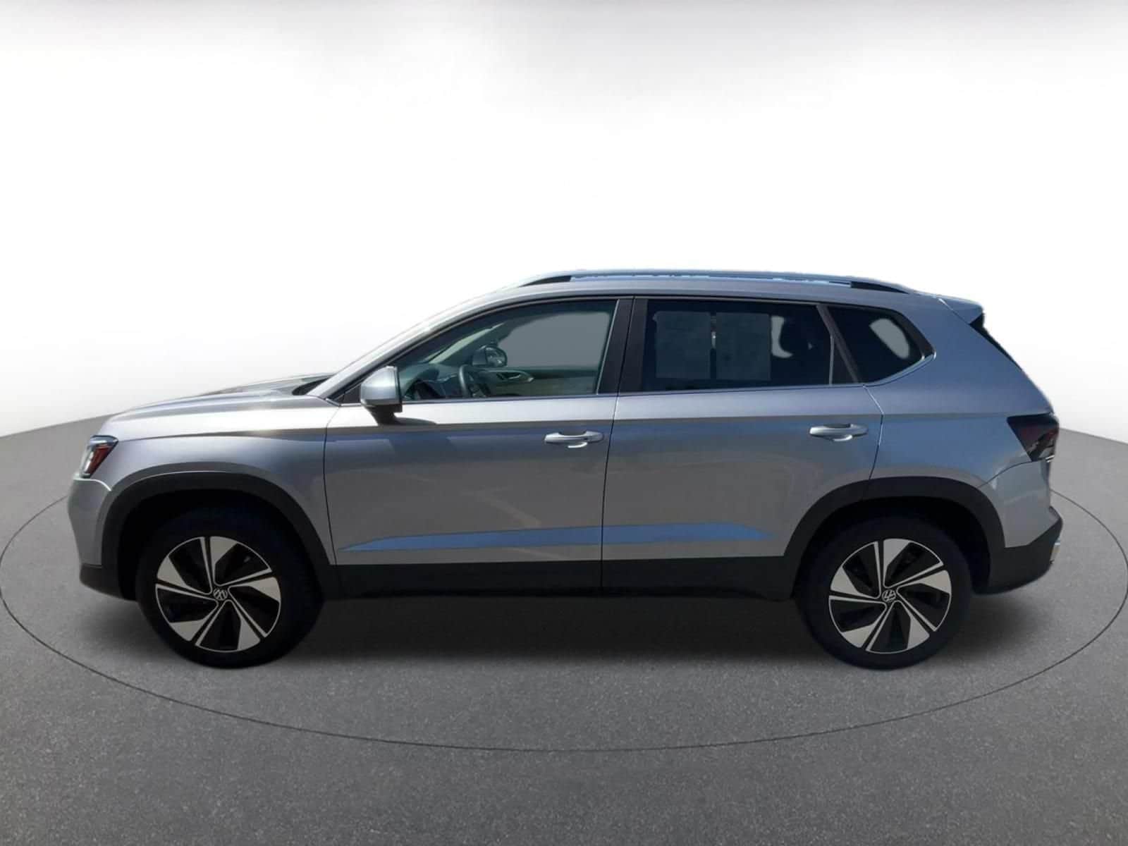 Thumbnail: 2026 Volkswagen Taos - 8