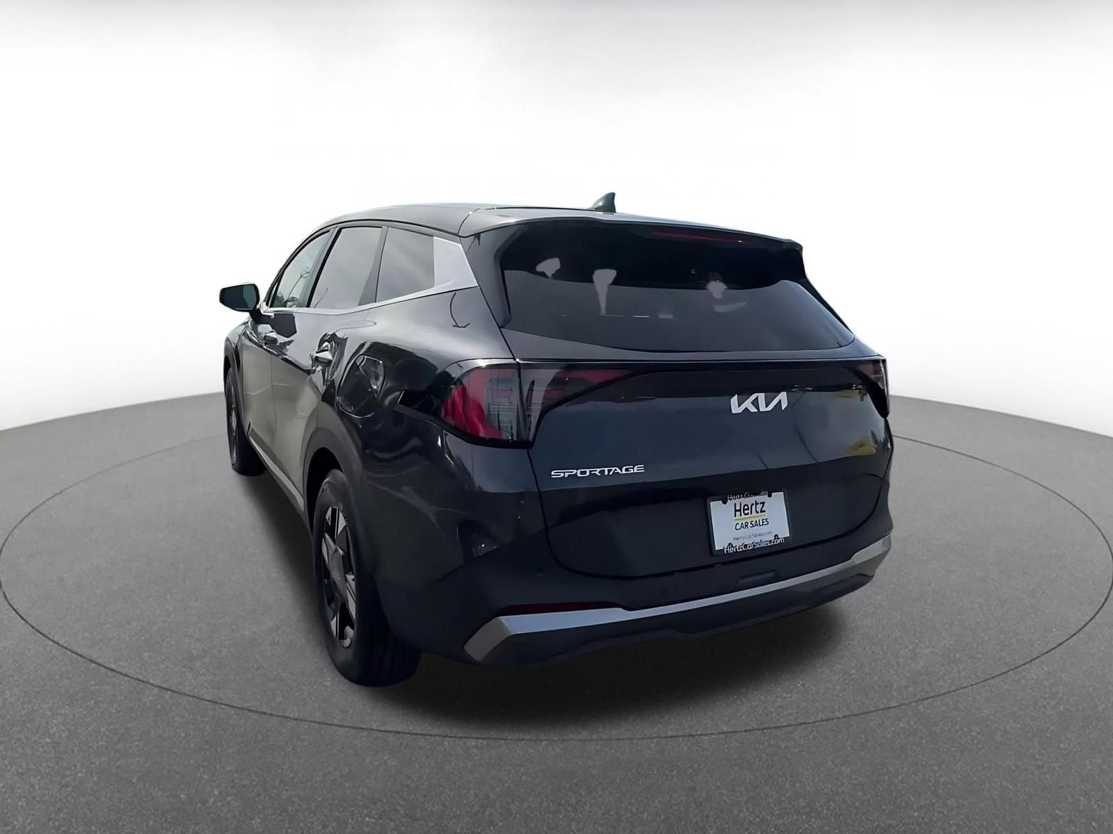 Thumbnail: 2026 Kia Sportage - 10