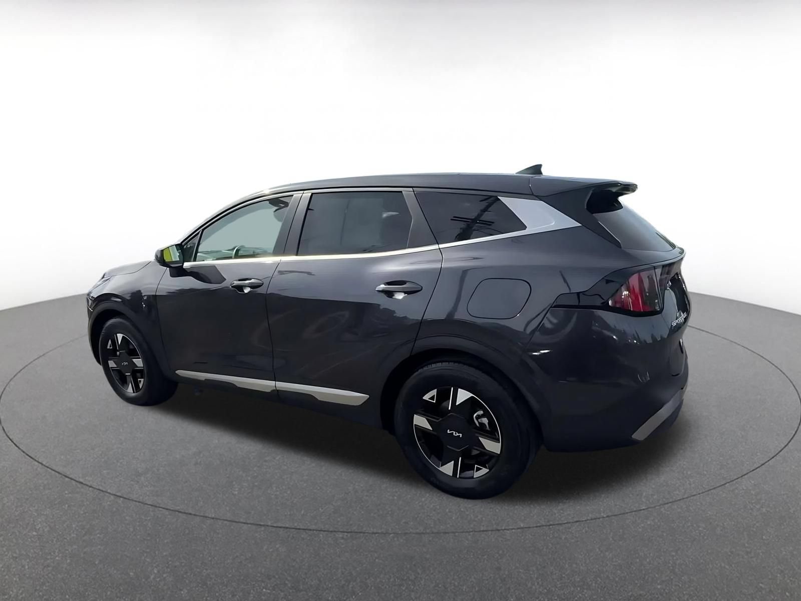 Thumbnail: 2026 Kia Sportage - 9