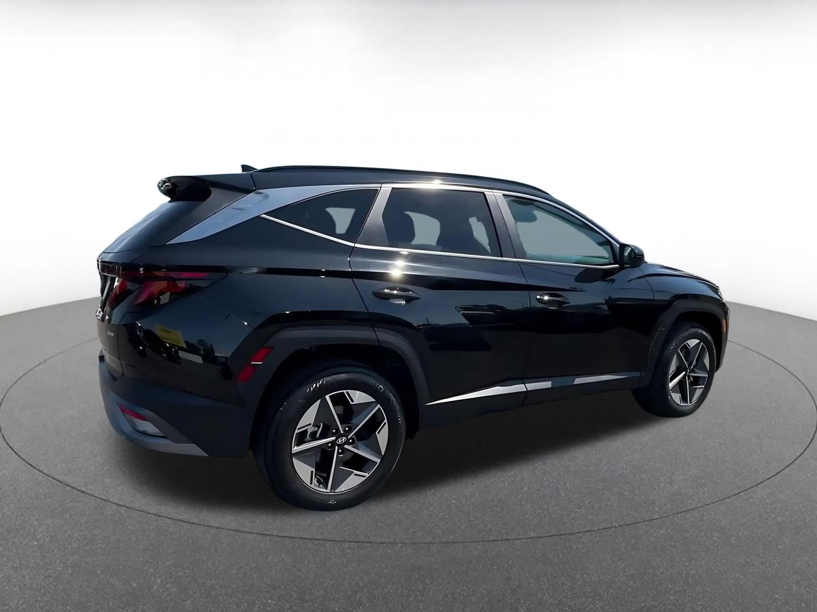Thumbnail: 2026 Hyundai Tucson - 14