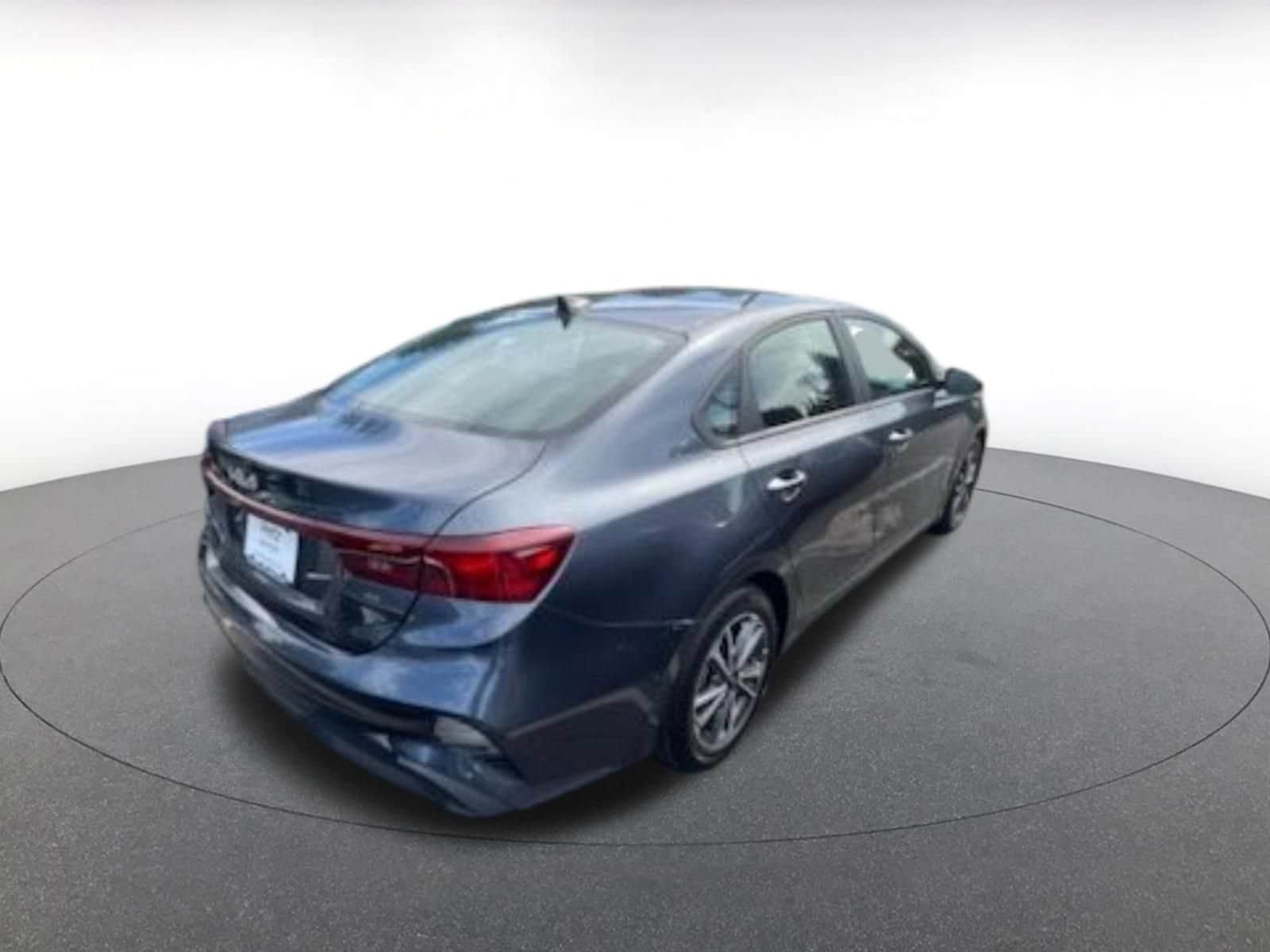 Thumbnail: 2023 Kia Forte - 4