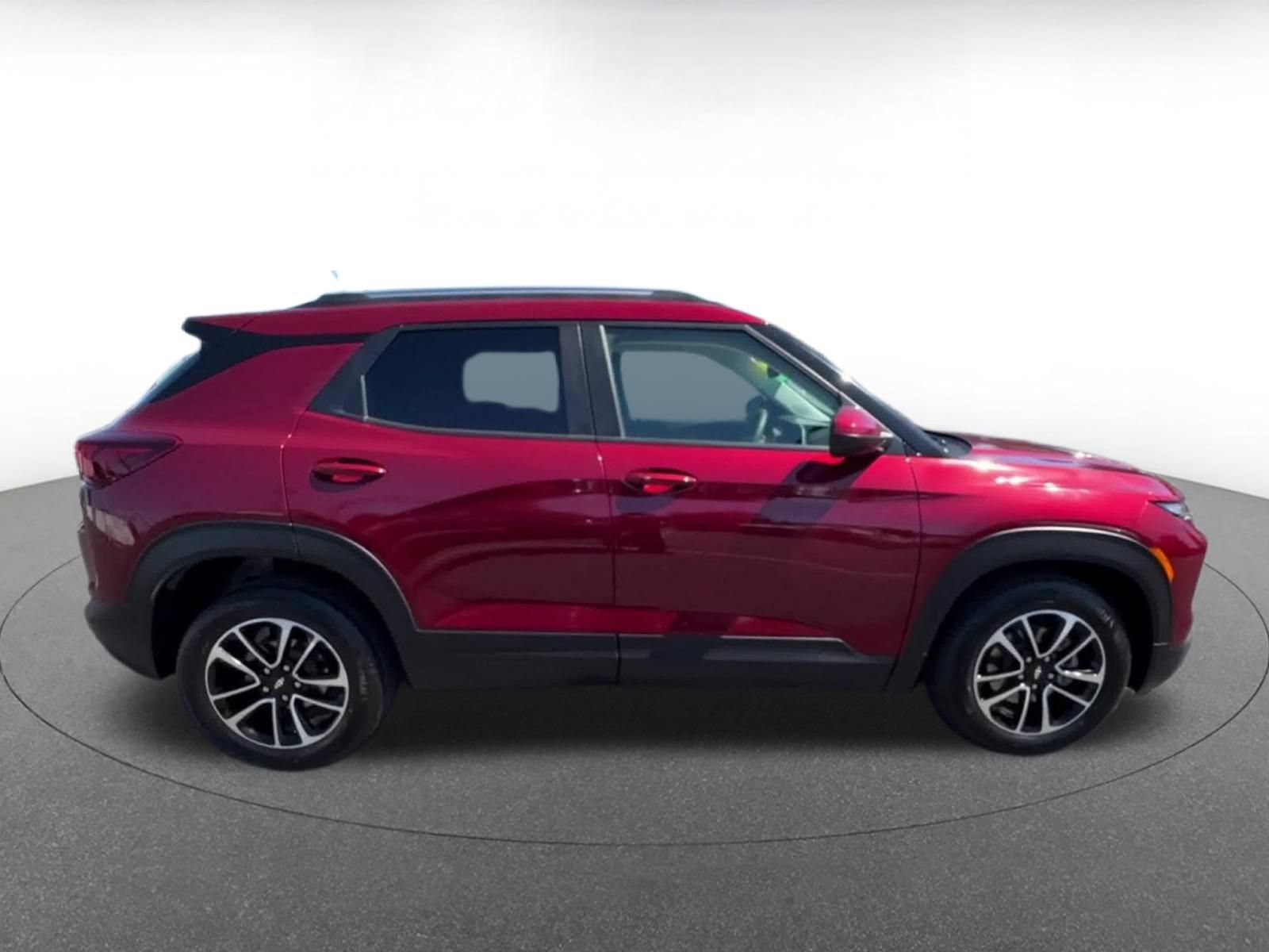 Thumbnail: 2025 Chevrolet TrailBlazer - 15
